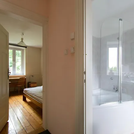 Διαμέρισμα House With Garden Krolowej Jadwigi Street