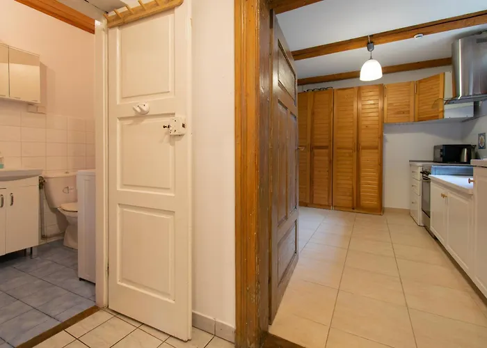 House With Garden Krolowej Jadwigi Street