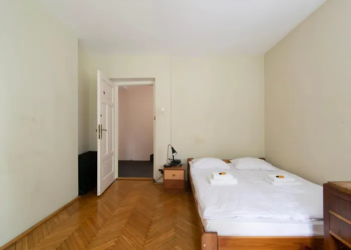 House With Garden Krolowej Jadwigi Street 公寓